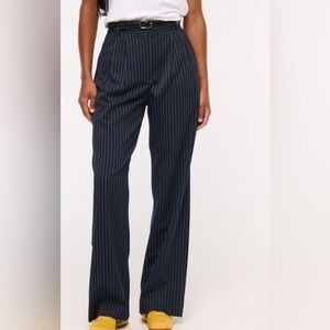 Abercrombie & Fitch Quinn Tailored Straight Pant - Navy Pinstripe